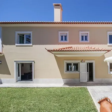 Pinsa Mar - Exceptional 5 Bedroom - Private Heated Swimming Pool - Jacuzzi - Games * Encarnacao